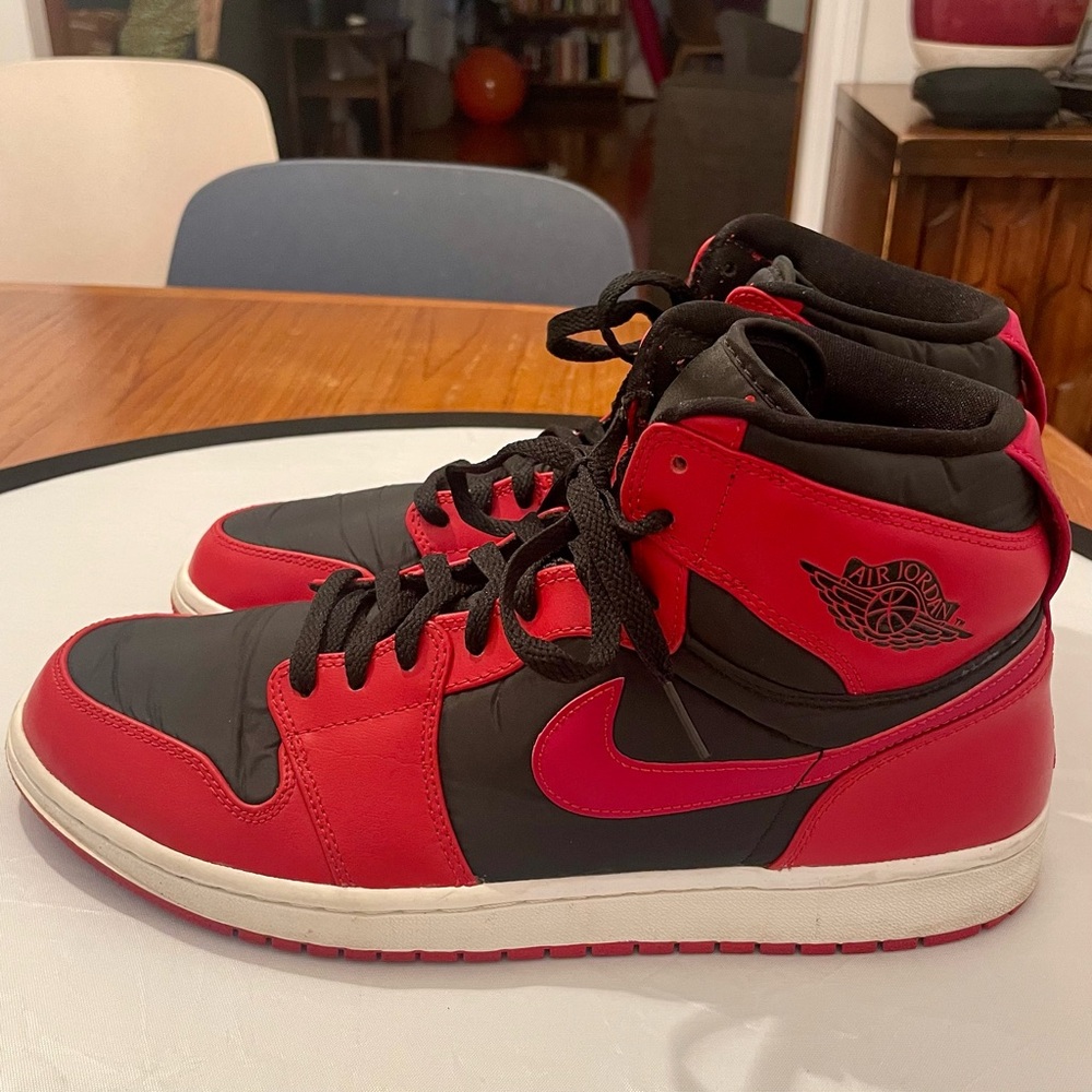Jordan 1 high!  Gym red and black.  Size 12.  Great condition!
